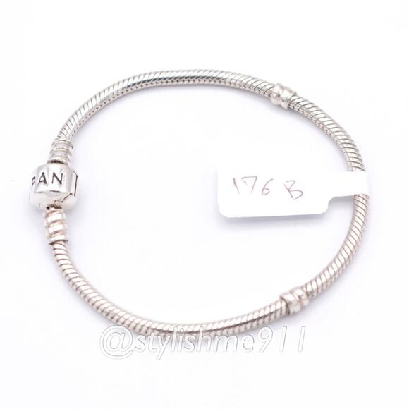 Authentic PANDORA Moments Barrel Clasp Charm Bracelet - 590702HV - Picture 9 of 11